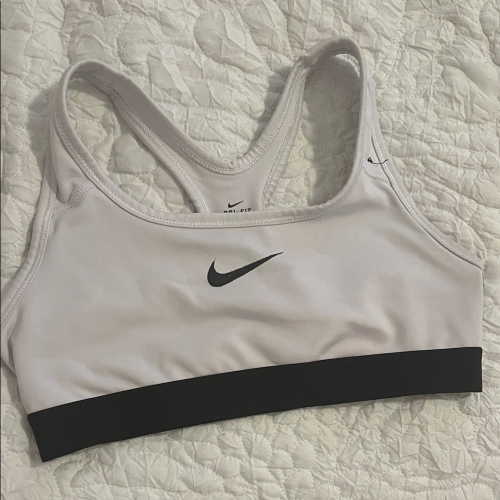 Nike Women's White and Black Sports Bra